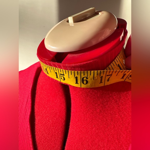 Fun red top - Picture 3 of 7